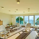 Beachside 3*