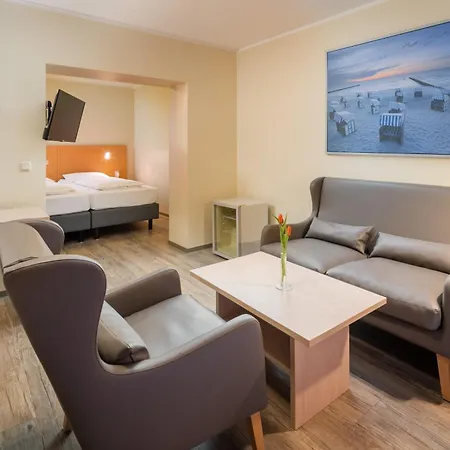 Beachside Hotel