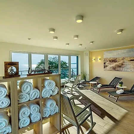 Beachside Hotel